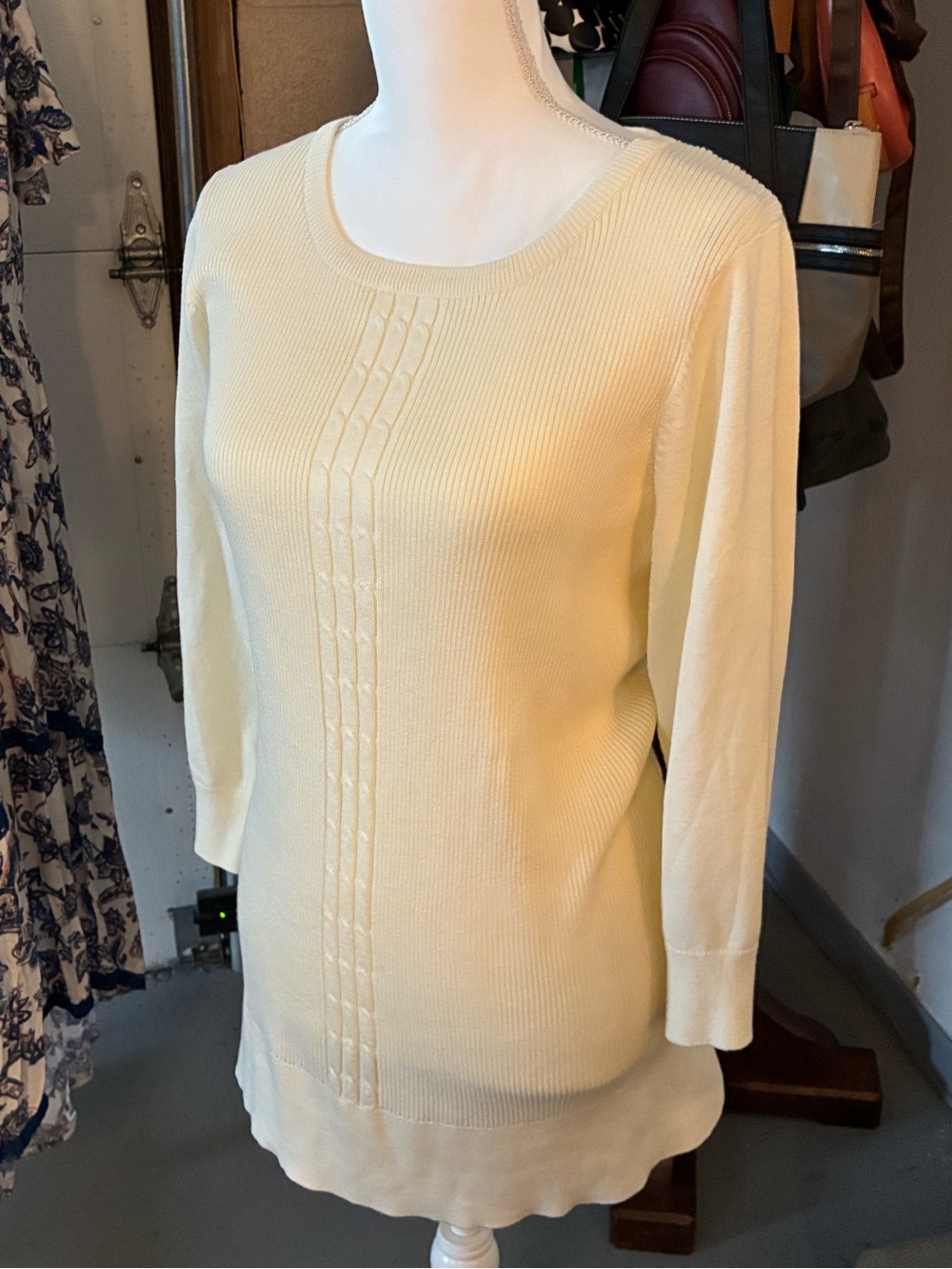 Women’s Cable & Gauge Cream Ribbed Knit Tunic with Center Cable Size 2X